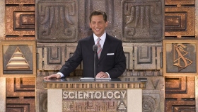 David Miscavige, kirchliches Oberhaupt der Scientology Religion und Vorsitzender des Vorstands Religious Technology Center, leitete die Einweihung der neuen nationalen idealen Scientology Organisation für Mexiko an. 