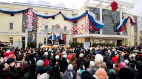 Das neue Zuhause für die Scientology Kirche Moskau wurde in Anwesenheit von über 2000 Scientologen, russischen Behördenvertretern, religiösen Würdenträgern und Menschenrechtsverfechtern eingeweiht. Bei der Zeremonie handelte es sich um die Einweihung der ersten großen Scientology Kirche in der Russischen Föderation.