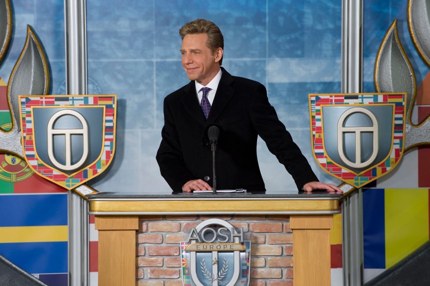 Der Vorstandsvorsitzende Religious Technology Center, David Miscavige, leitete die Eröffnungsfeierlichkeiten für die neue Ideale Fortgeschrittene Organisation und Saint Hill Europa. Tausende von Scientologen aus ganz Europa schlossen sich an der Jernbanegade im Herzen Kopenhagens David Miscavige an.